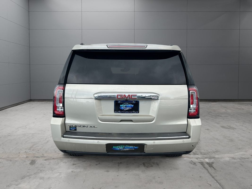 gmc yukon xl 2016 1GKS2HKJ5GR282329 image
